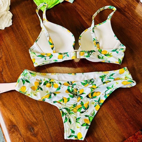 Victoria’s Secret White & Yellow Lemon Bombshell Bra Bikini - Picture 2 of 11